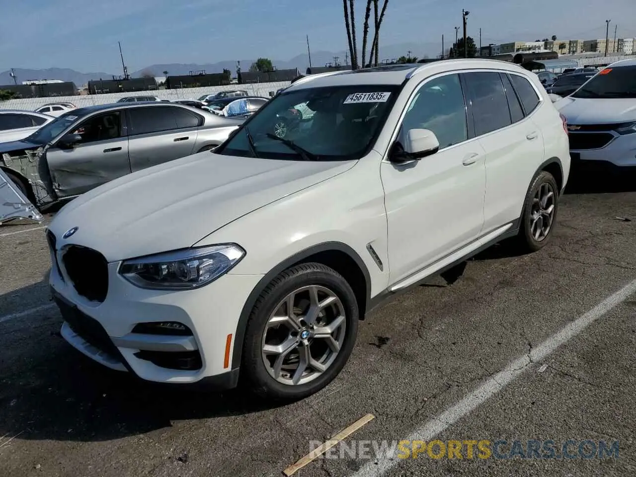 1 Photograph of a damaged car 5UXTY5C05M9F57732 BMW X3 2021