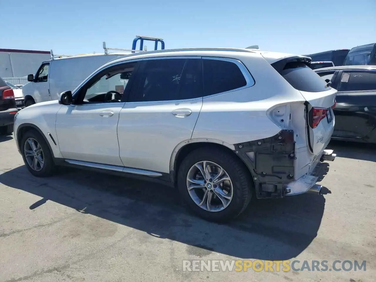 2 Photograph of a damaged car 5UXTY5C05M9H84614 BMW X3 2021
