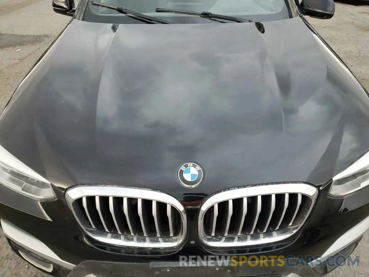 12 Photograph of a damaged car 5UXTY5C05M9H89666 BMW X3 2021