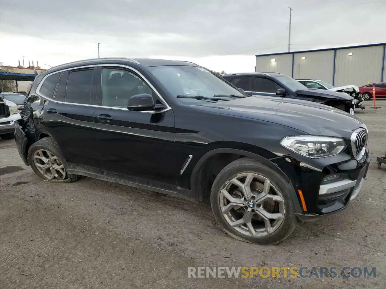 4 Photograph of a damaged car 5UXTY5C05M9H89666 BMW X3 2021