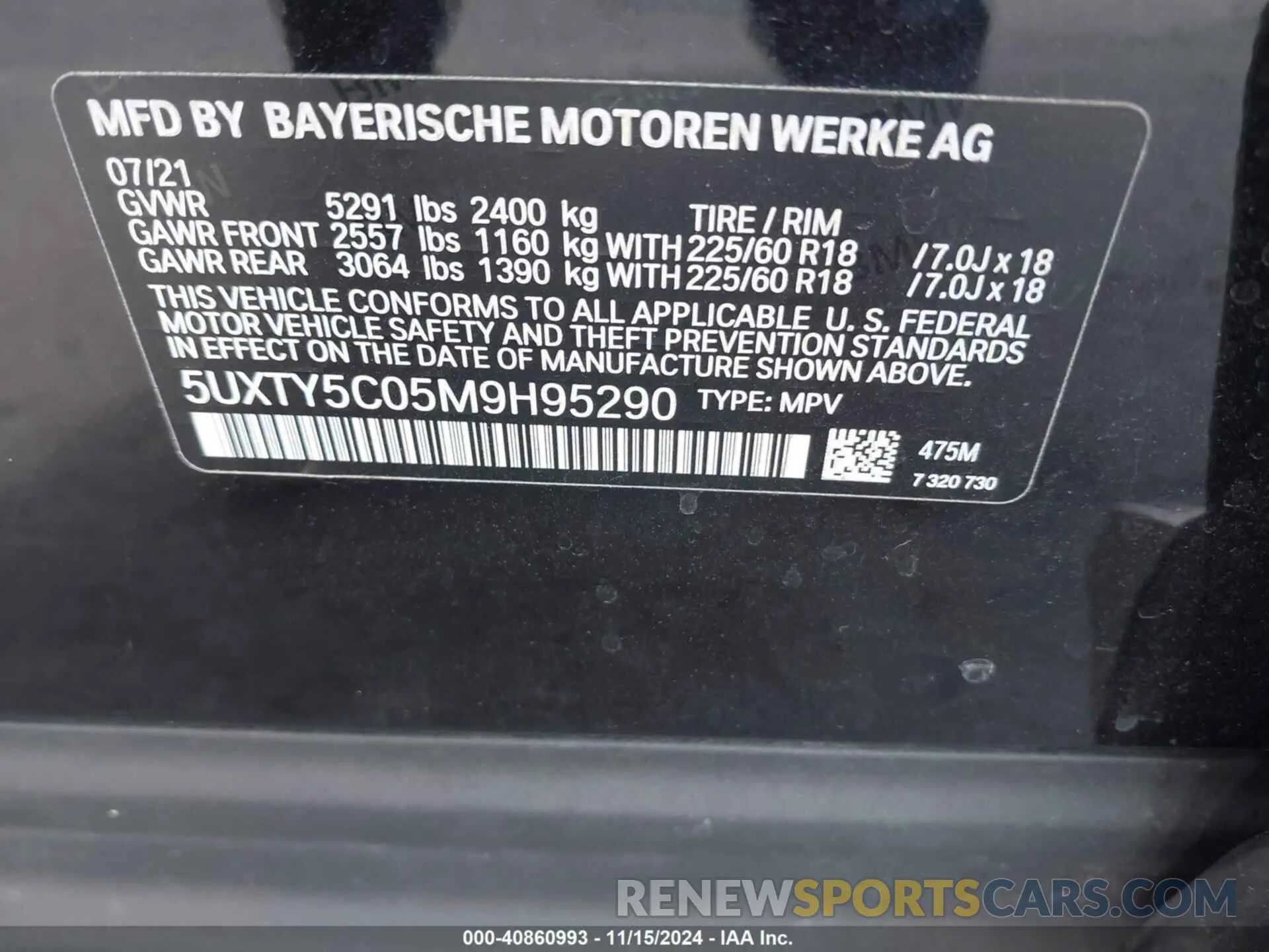 9 Photograph of a damaged car 5UXTY5C05M9H95290 BMW X3 2021