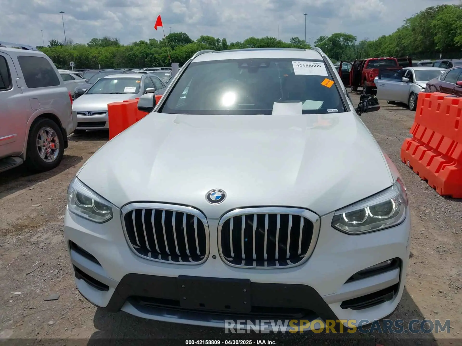 12 Photograph of a damaged car 5UXTY5C06M9E21979 BMW X3 2021