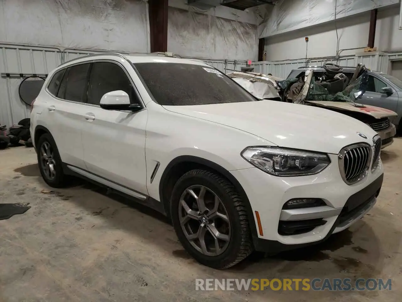 4 Photograph of a damaged car 5UXTY5C06M9E76934 BMW X3 2021