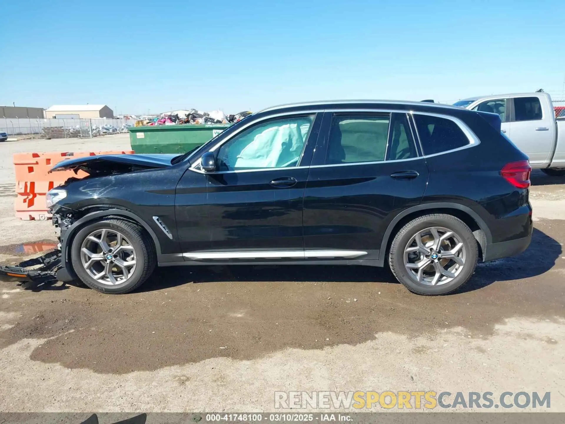 15 Photograph of a damaged car 5UXTY5C06M9E77419 BMW X3 2021