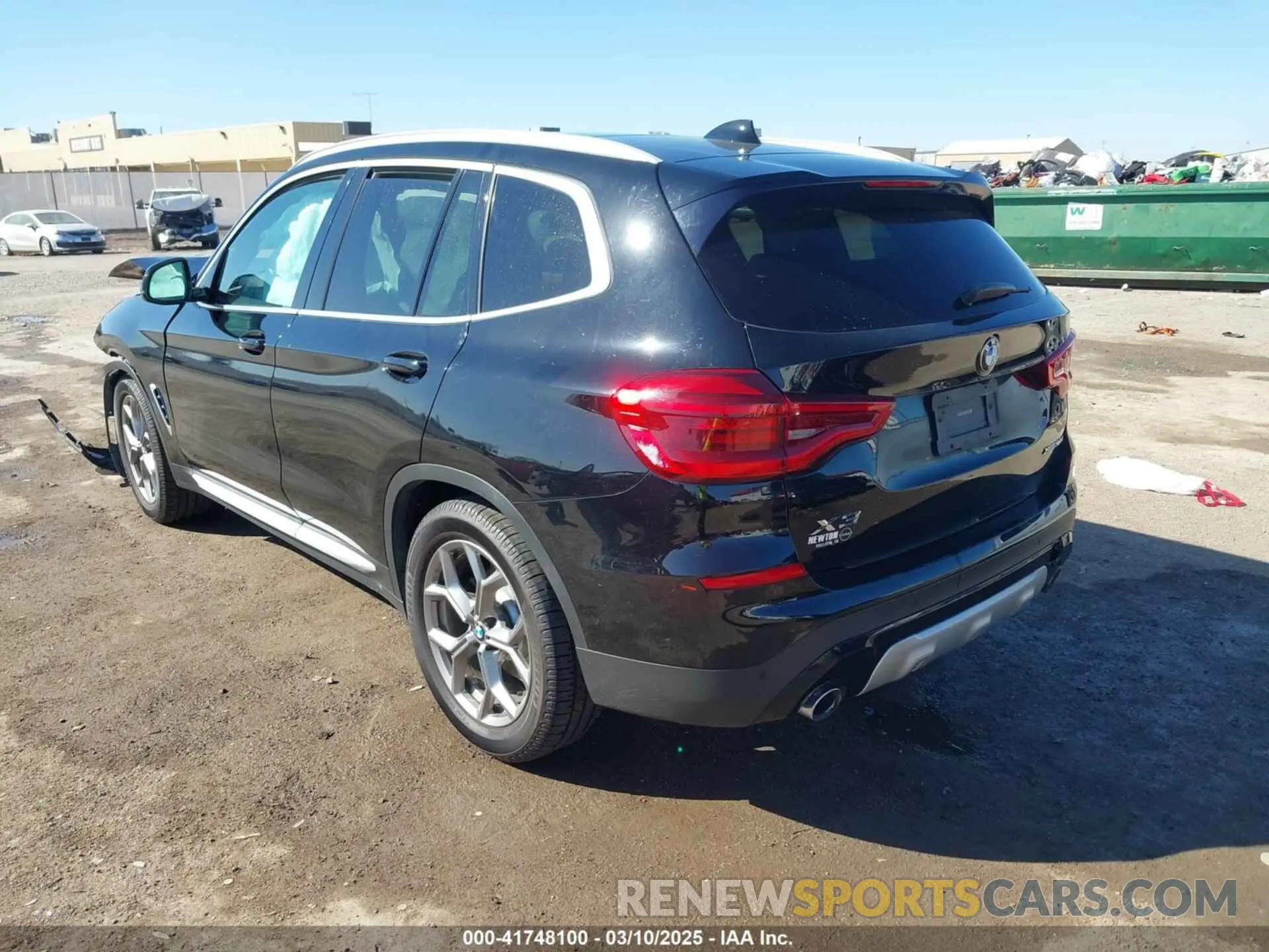 3 Photograph of a damaged car 5UXTY5C06M9E77419 BMW X3 2021