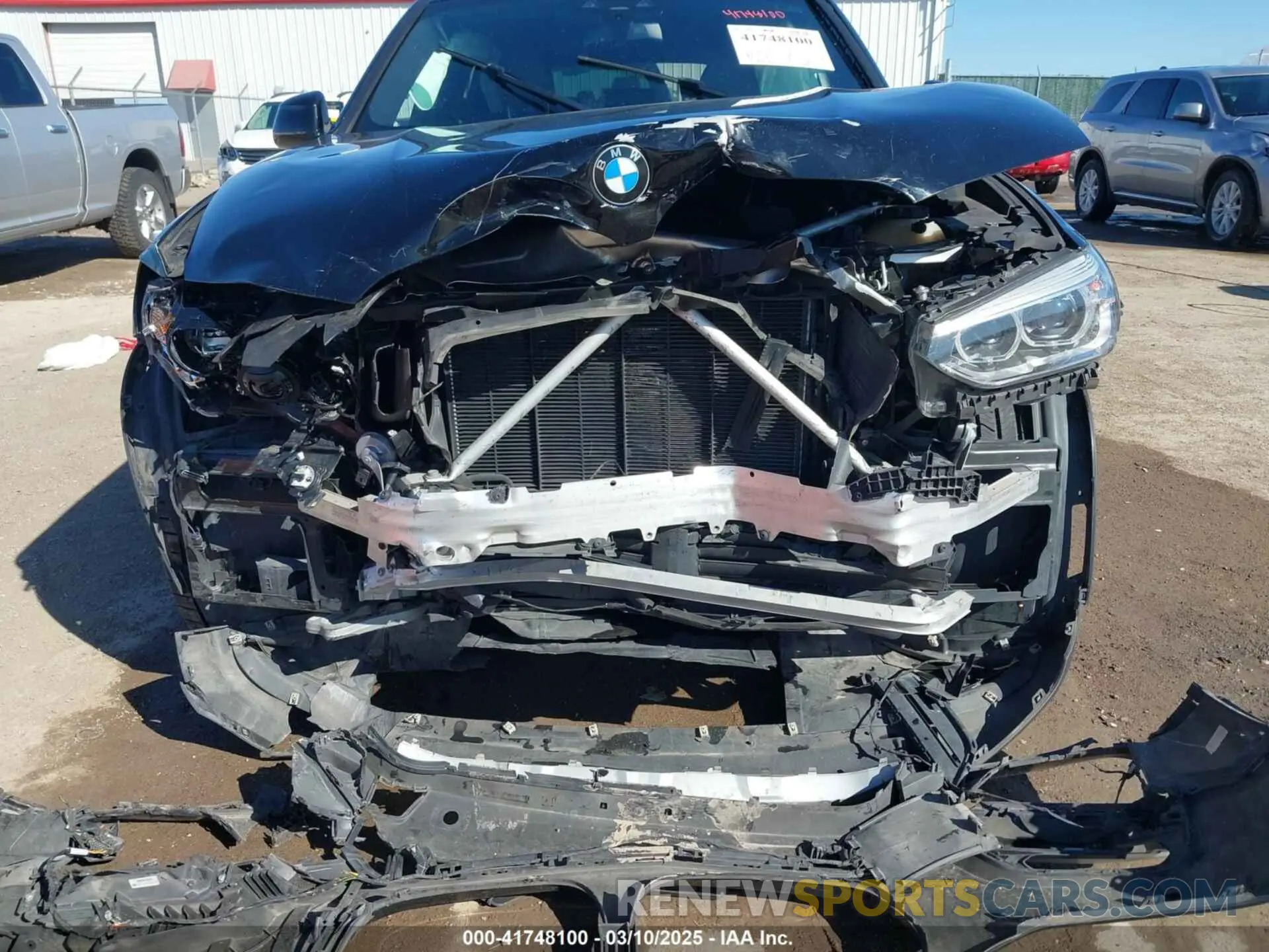 6 Photograph of a damaged car 5UXTY5C06M9E77419 BMW X3 2021
