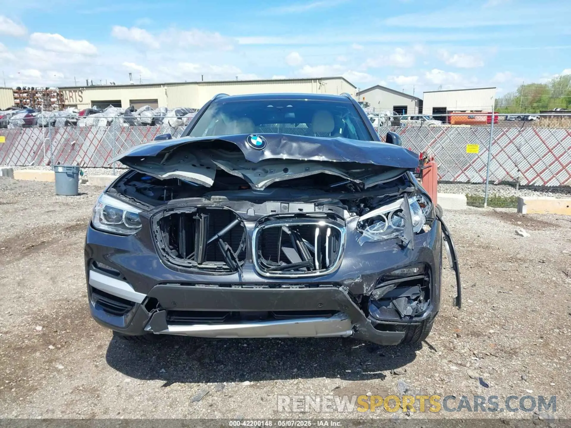 11 Photograph of a damaged car 5UXTY5C06M9F36940 BMW X3 2021