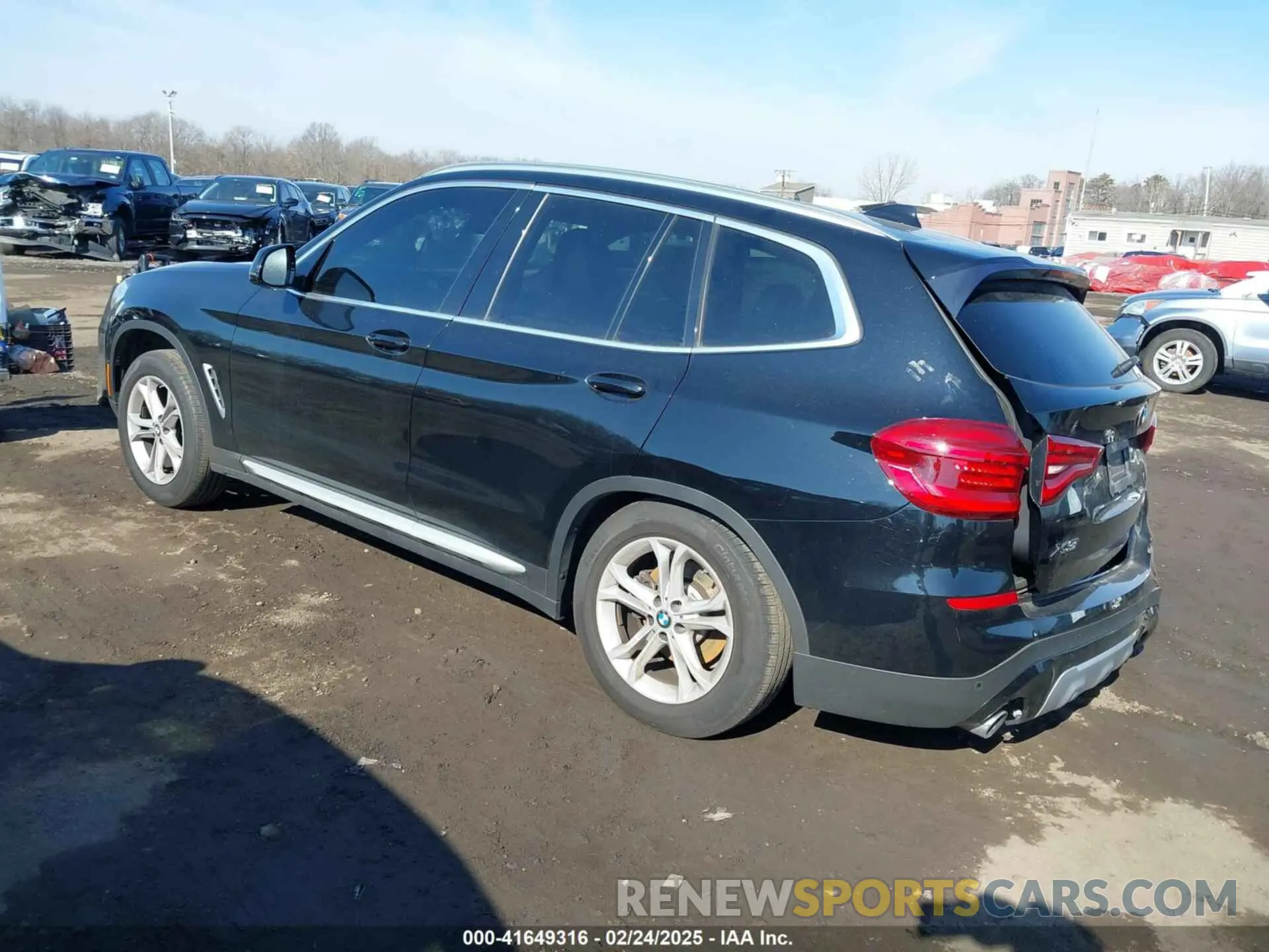3 Photograph of a damaged car 5UXTY5C06M9H71094 BMW X3 2021