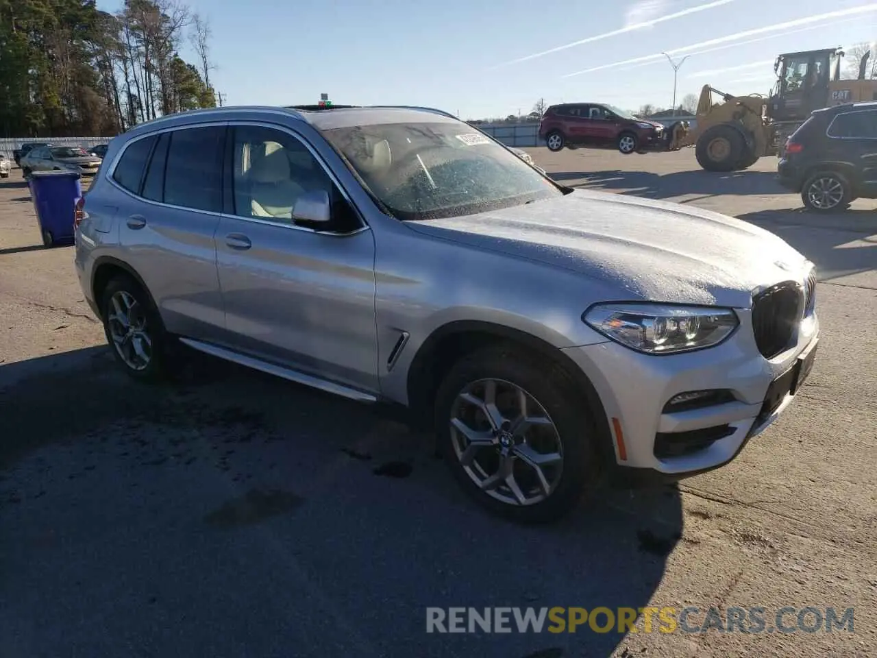 4 Photograph of a damaged car 5UXTY5C06M9H92303 BMW X3 2021