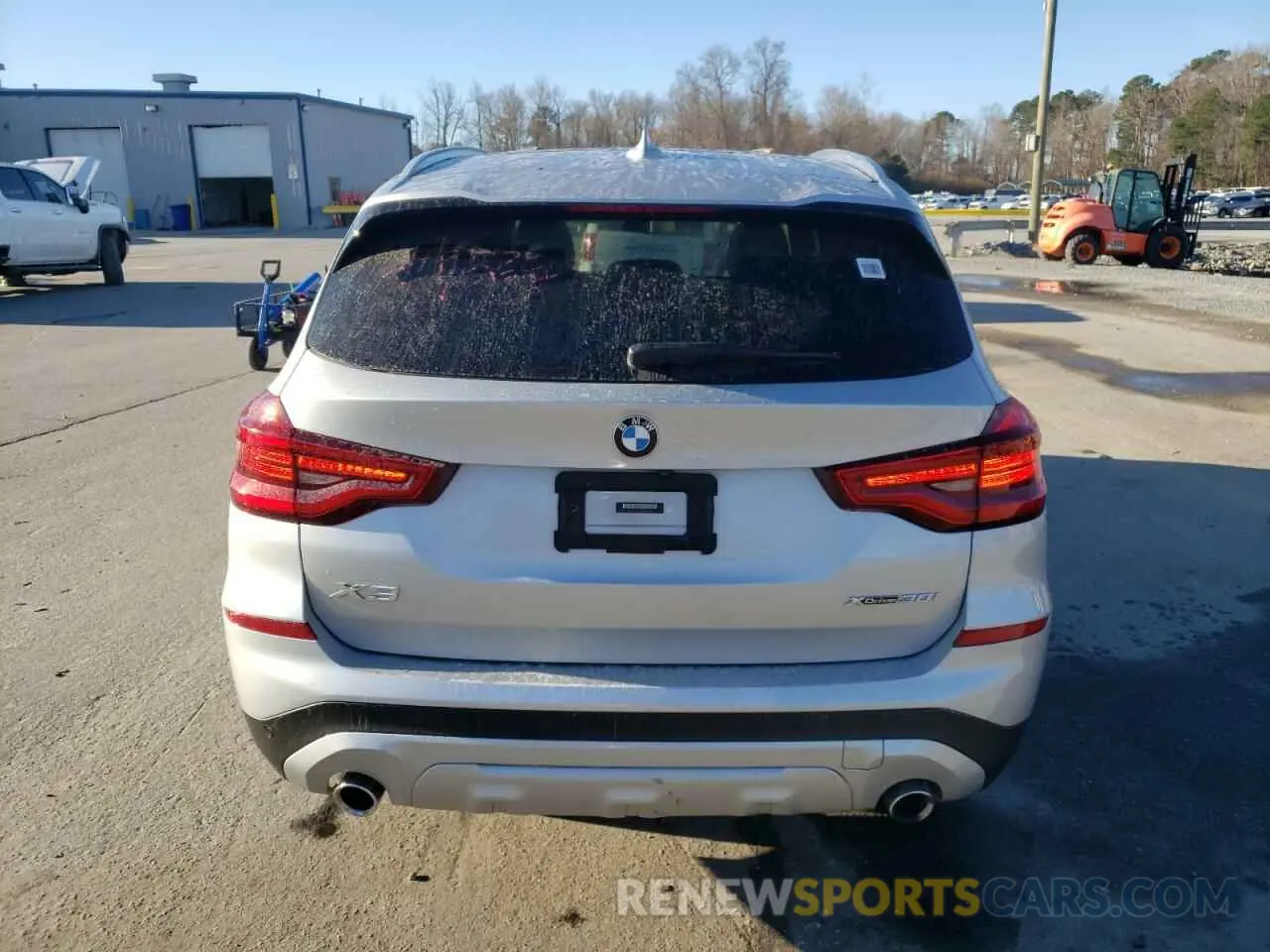 6 Photograph of a damaged car 5UXTY5C06M9H92303 BMW X3 2021