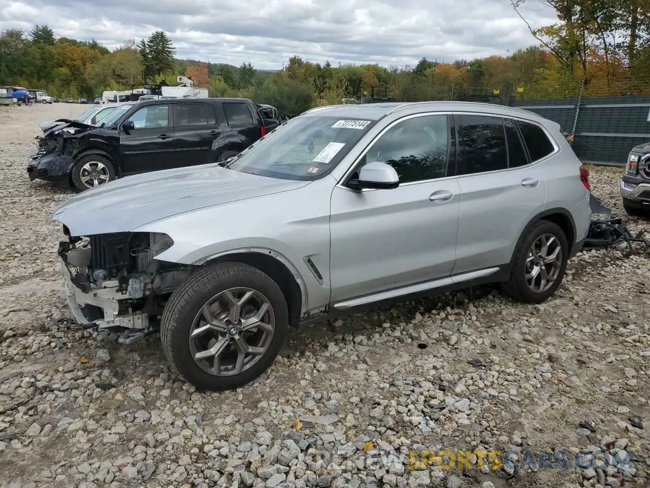 1 Photograph of a damaged car 5UXTY5C07M9F21282 BMW X3 2021