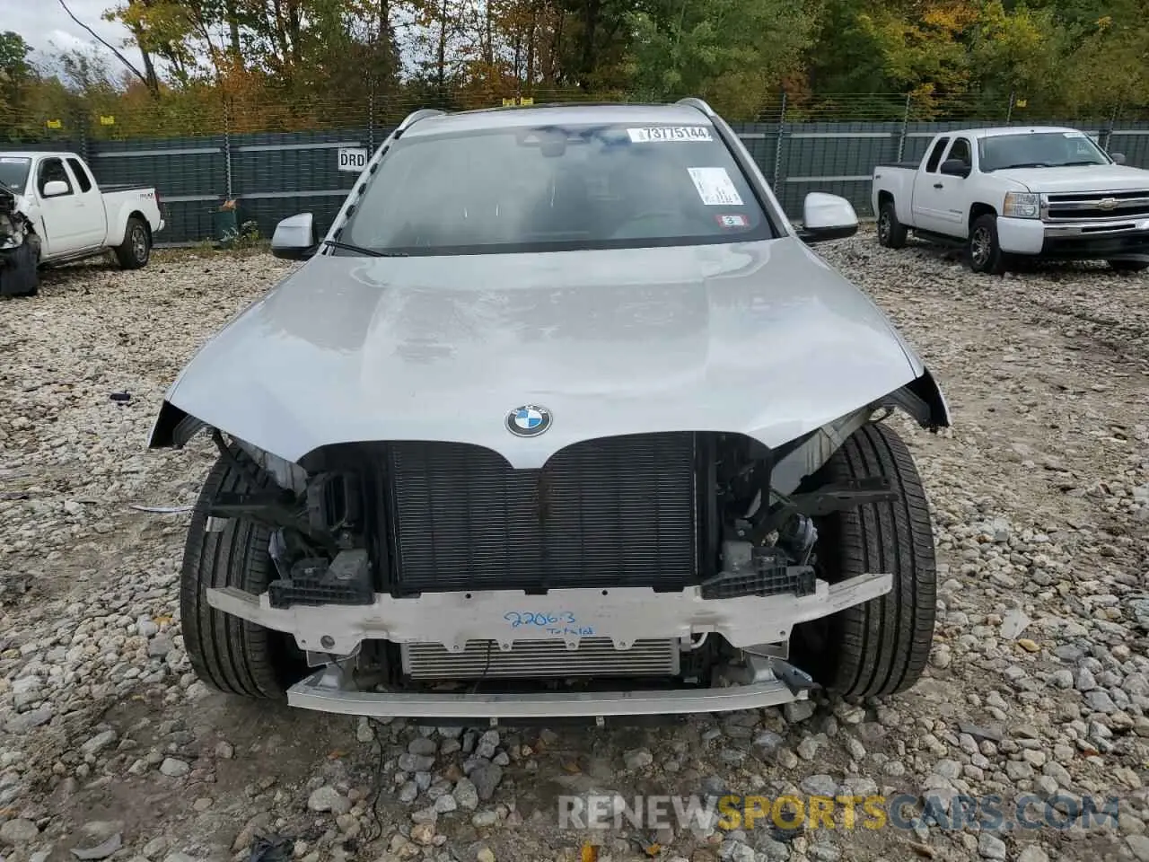 5 Photograph of a damaged car 5UXTY5C07M9F21282 BMW X3 2021