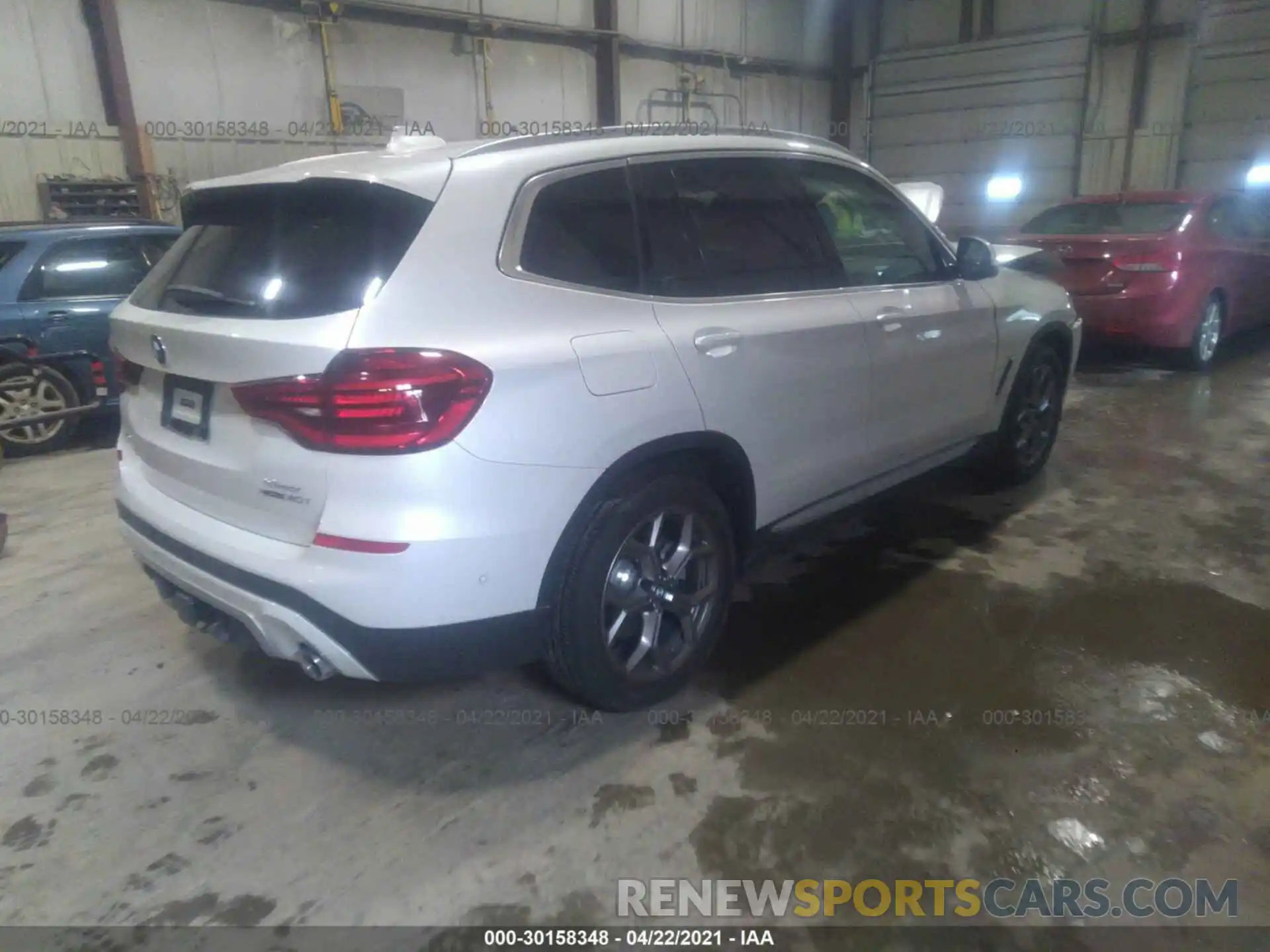 4 Photograph of a damaged car 5UXTY5C07M9G20264 BMW X3 2021