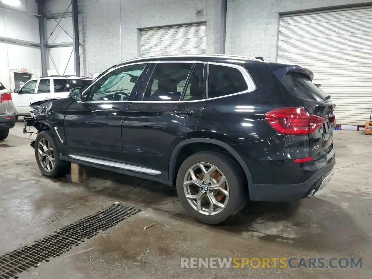 2 Photograph of a damaged car 5UXTY5C07M9G22659 BMW X3 2021