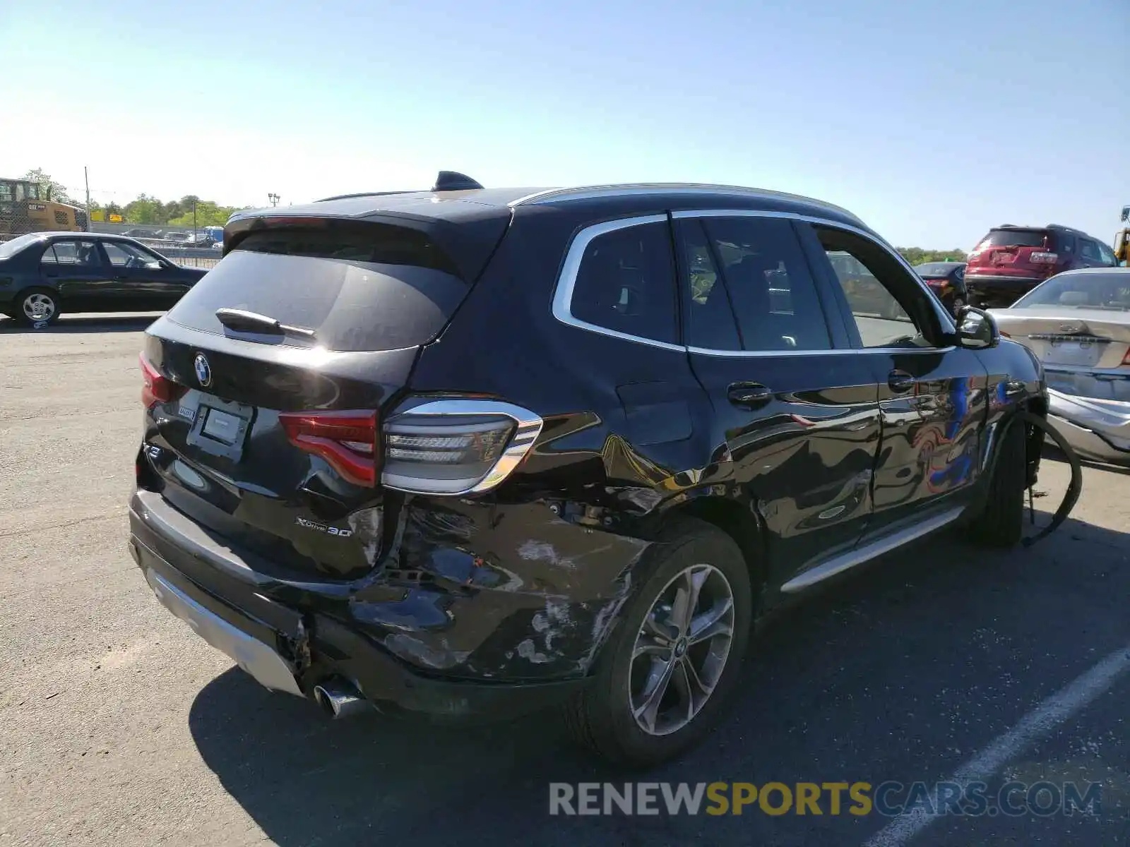 4 Photograph of a damaged car 5UXTY5C07M9G53460 BMW X3 2021