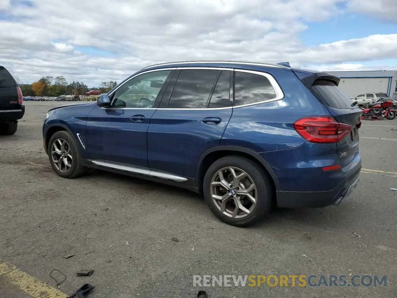 2 Photograph of a damaged car 5UXTY5C07M9H40467 BMW X3 2021