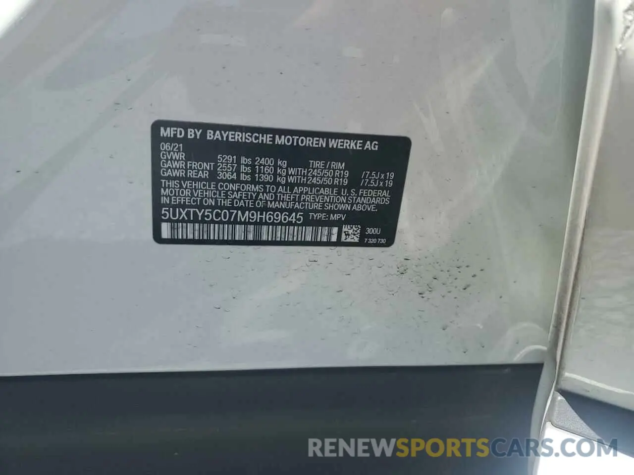 13 Photograph of a damaged car 5UXTY5C07M9H69645 BMW X3 2021