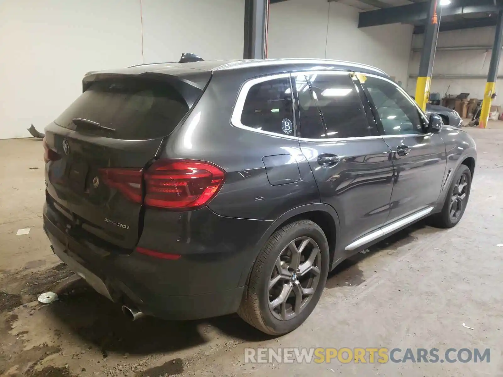 4 Photograph of a damaged car 5UXTY5C08M9D96972 BMW X3 2021