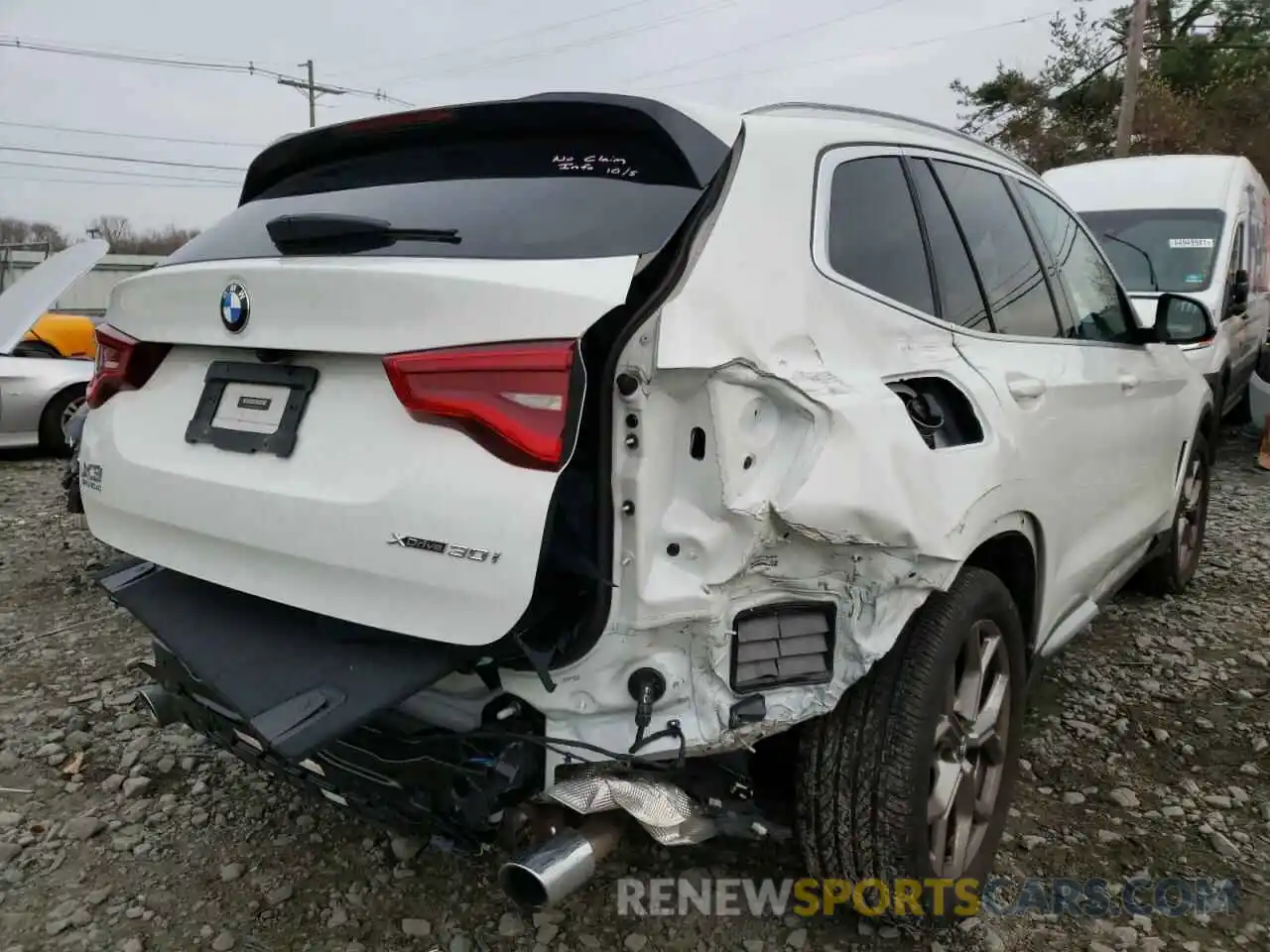 4 Photograph of a damaged car 5UXTY5C08M9E06545 BMW X3 2021