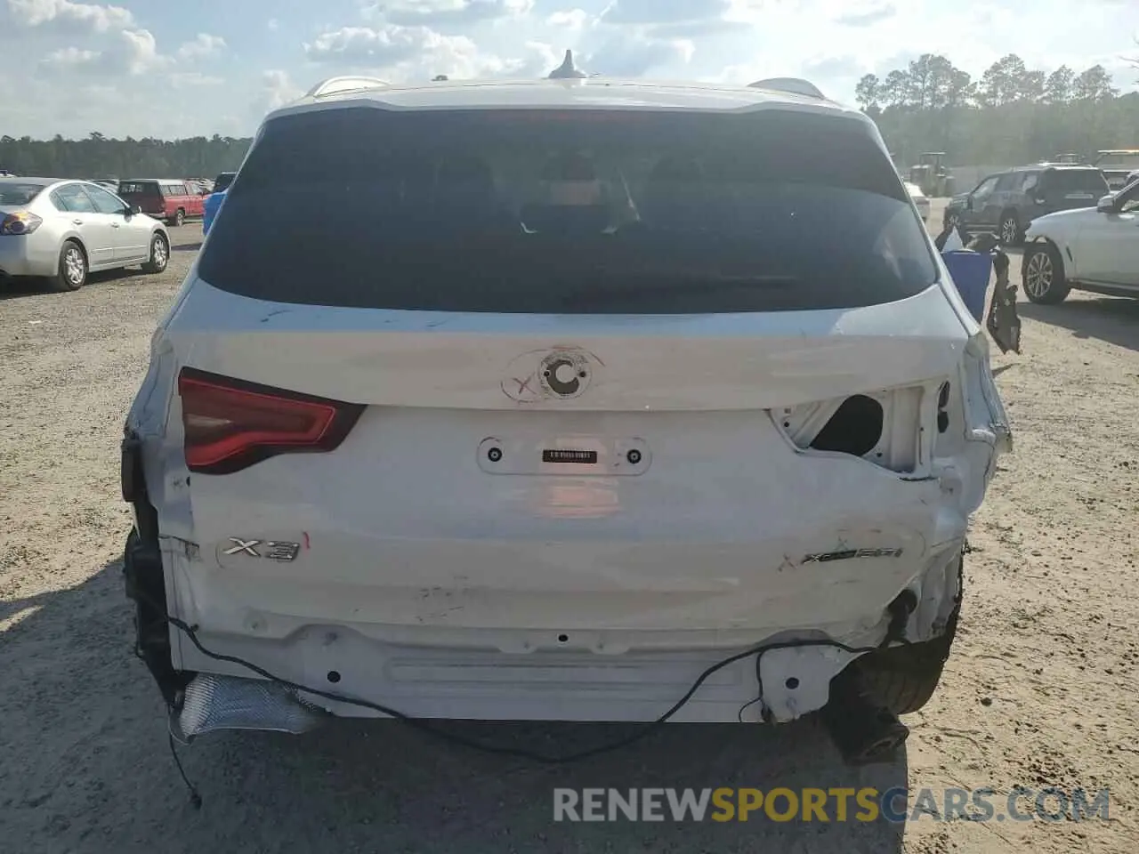 6 Photograph of a damaged car 5UXTY5C08M9F04541 BMW X3 2021