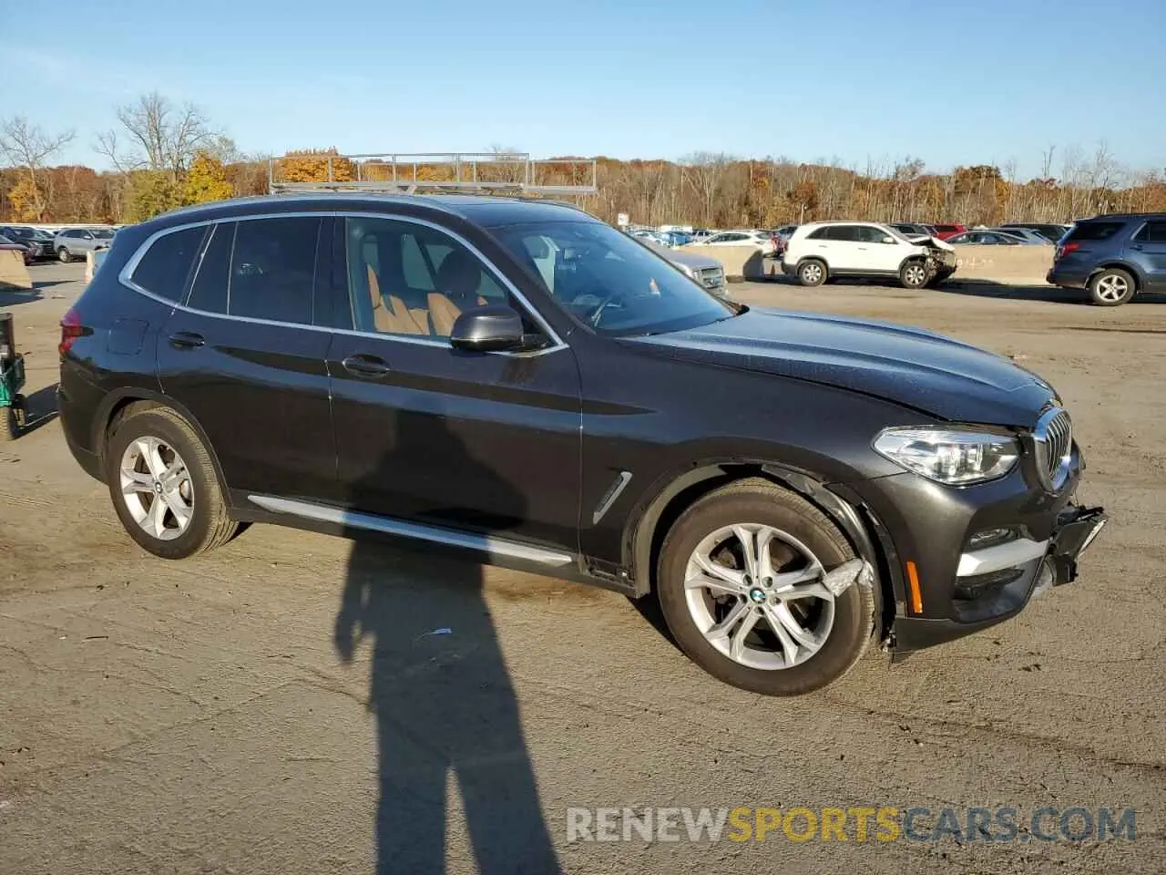 4 Photograph of a damaged car 5UXTY5C08M9F29276 BMW X3 2021