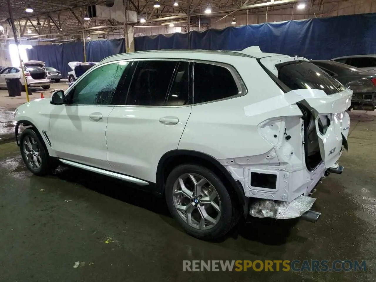 2 Photograph of a damaged car 5UXTY5C08M9G09905 BMW X3 2021
