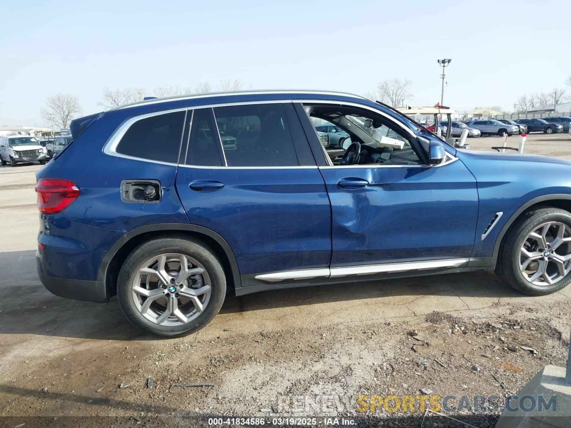 13 Photograph of a damaged car 5UXTY5C08M9G21116 BMW X3 2021
