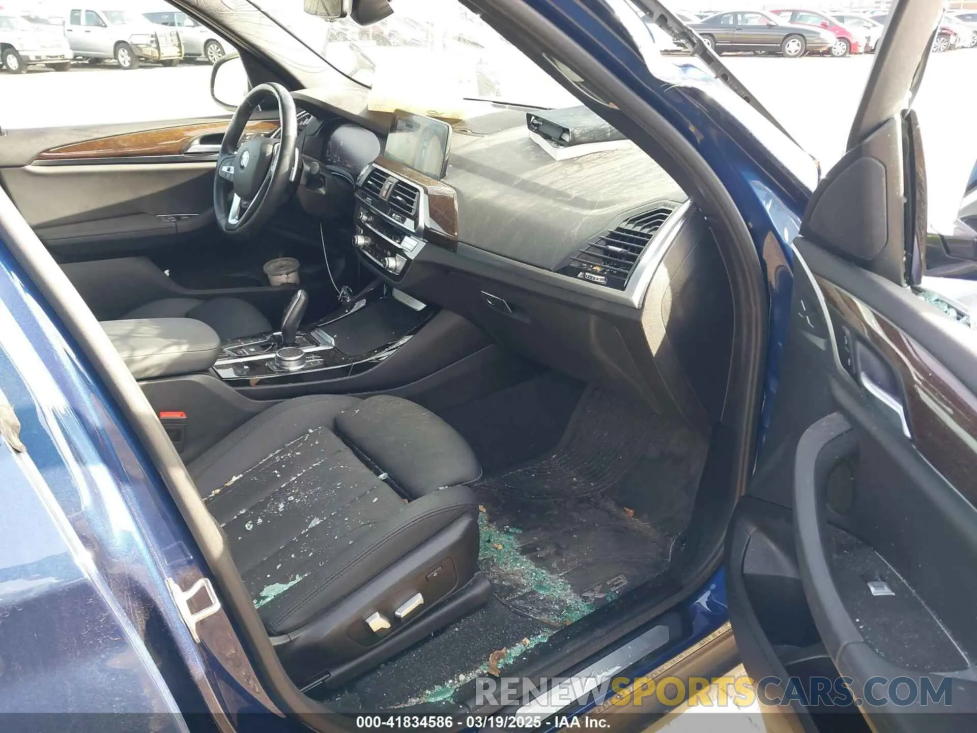 5 Photograph of a damaged car 5UXTY5C08M9G21116 BMW X3 2021