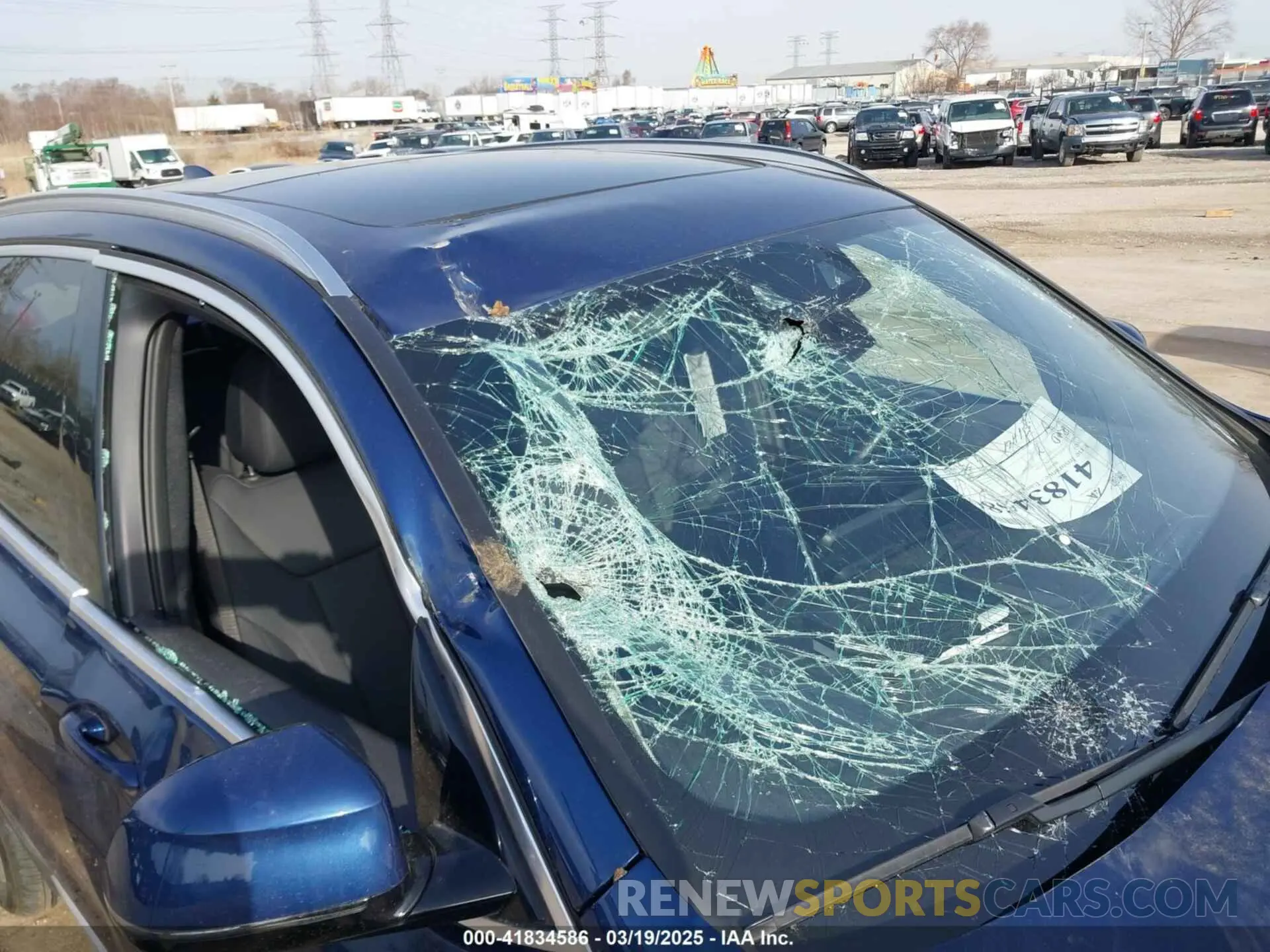 6 Photograph of a damaged car 5UXTY5C08M9G21116 BMW X3 2021