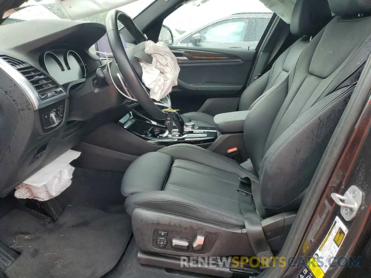 7 Photograph of a damaged car 5UXTY5C08M9G40975 BMW X3 2021