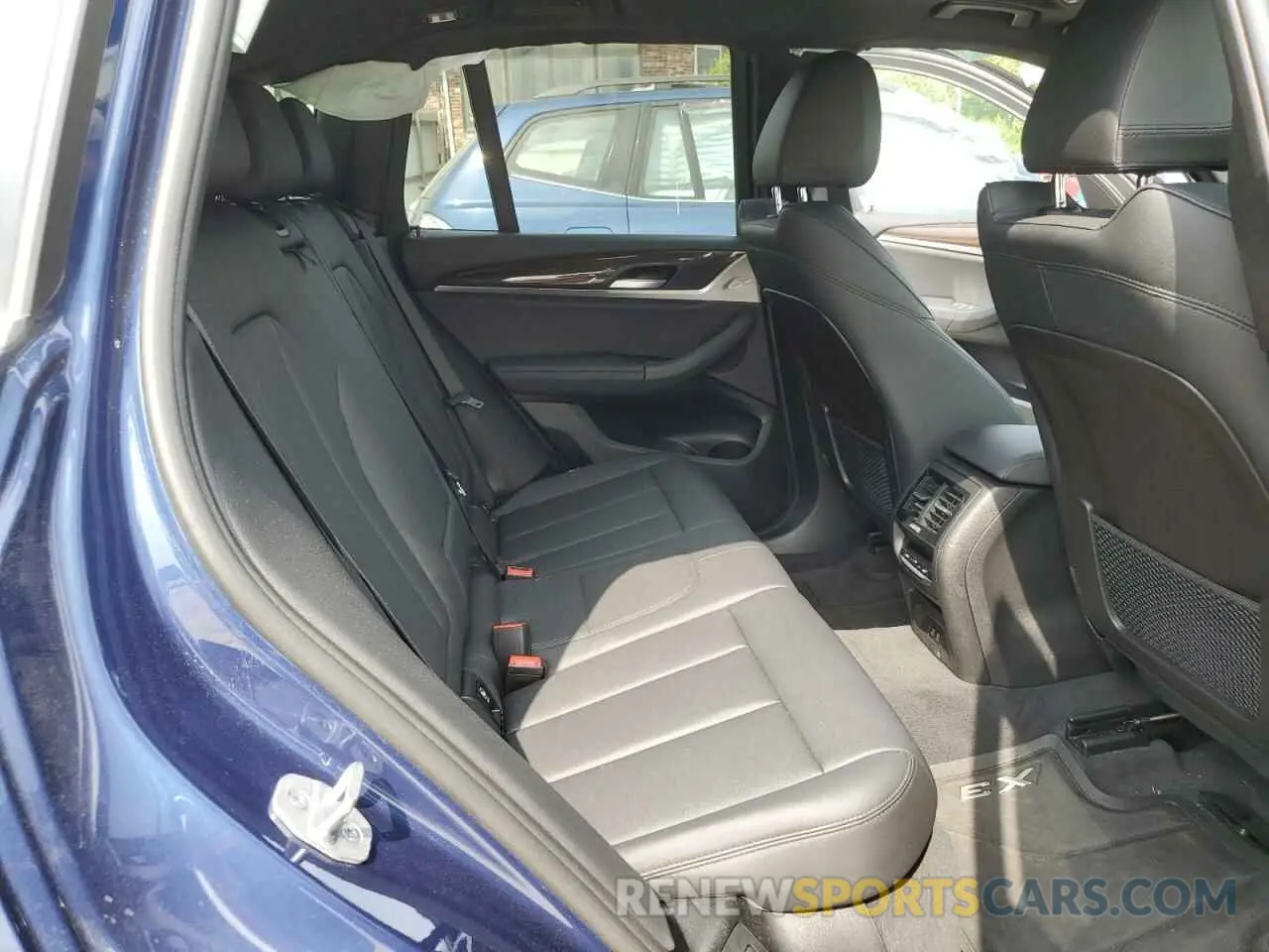 11 Photograph of a damaged car 5UXTY5C08M9G72003 BMW X3 2021