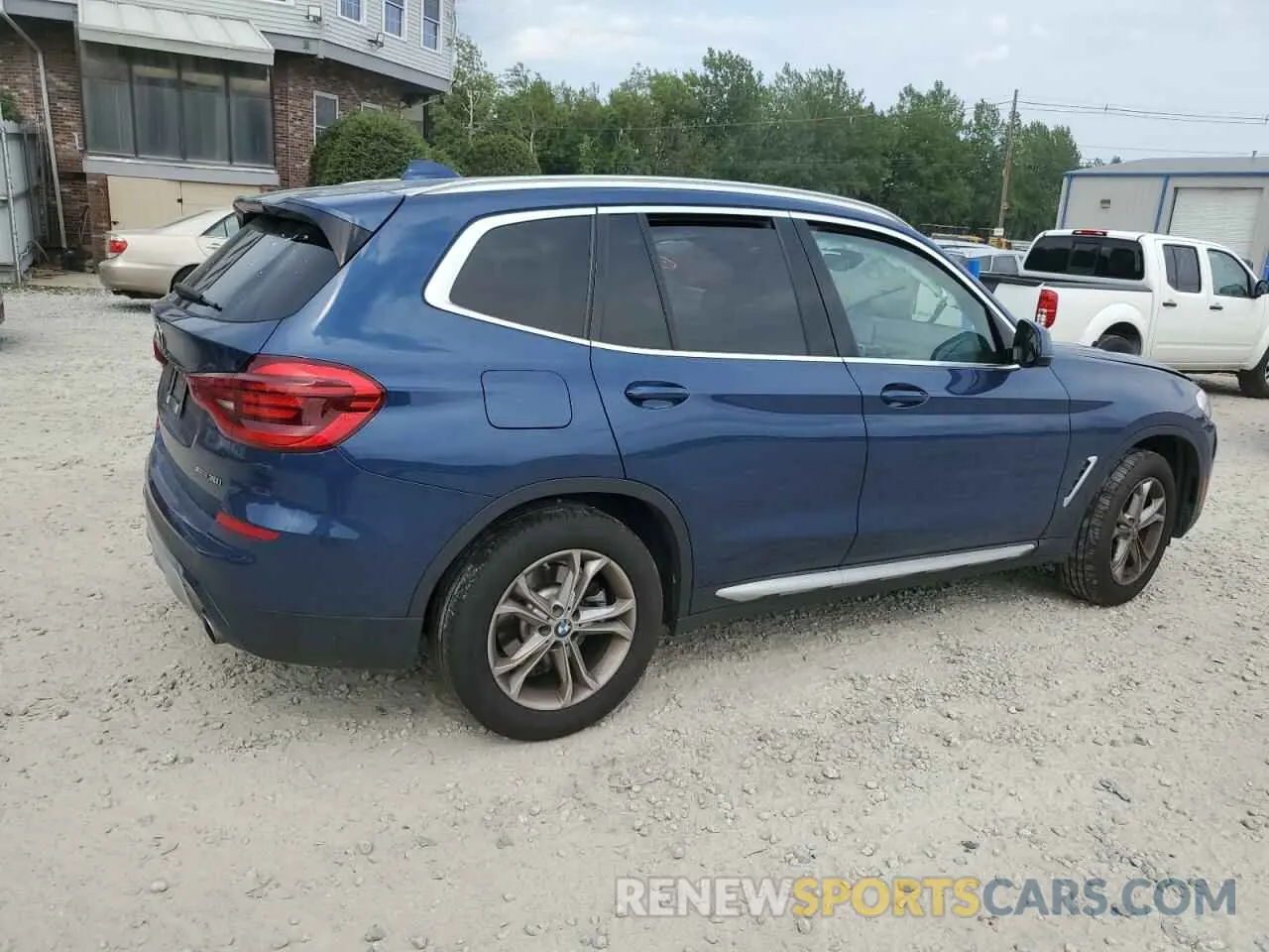 3 Photograph of a damaged car 5UXTY5C08M9G72003 BMW X3 2021