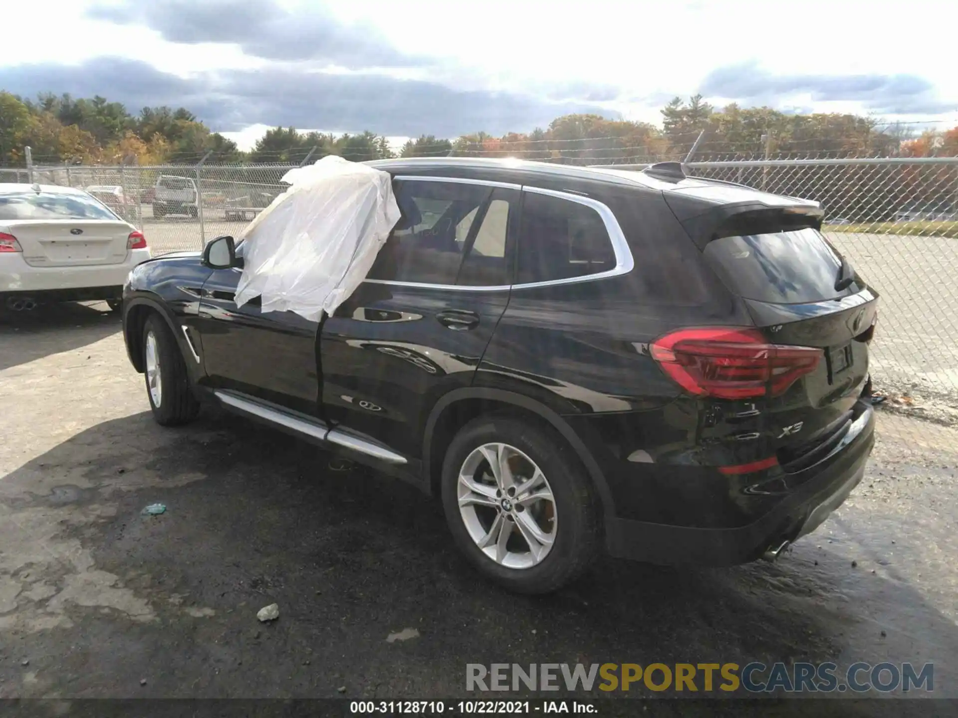 3 Photograph of a damaged car 5UXTY5C08M9H04108 BMW X3 2021