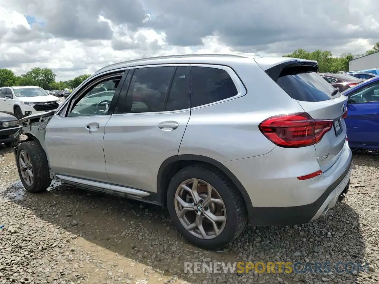 2 Photograph of a damaged car 5UXTY5C08M9H33379 BMW X3 2021