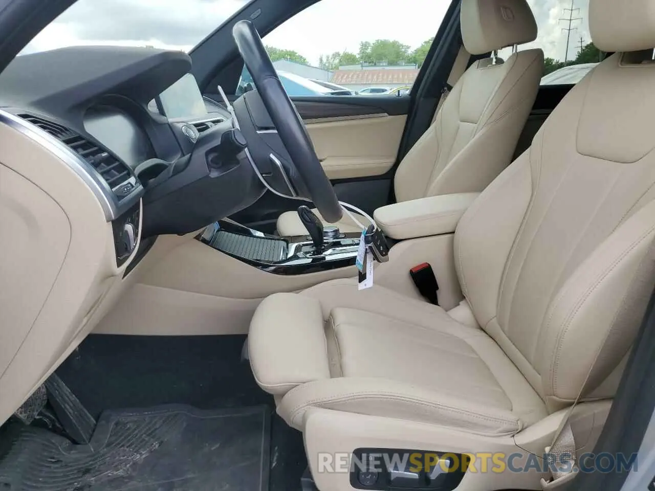 7 Photograph of a damaged car 5UXTY5C08M9H33379 BMW X3 2021