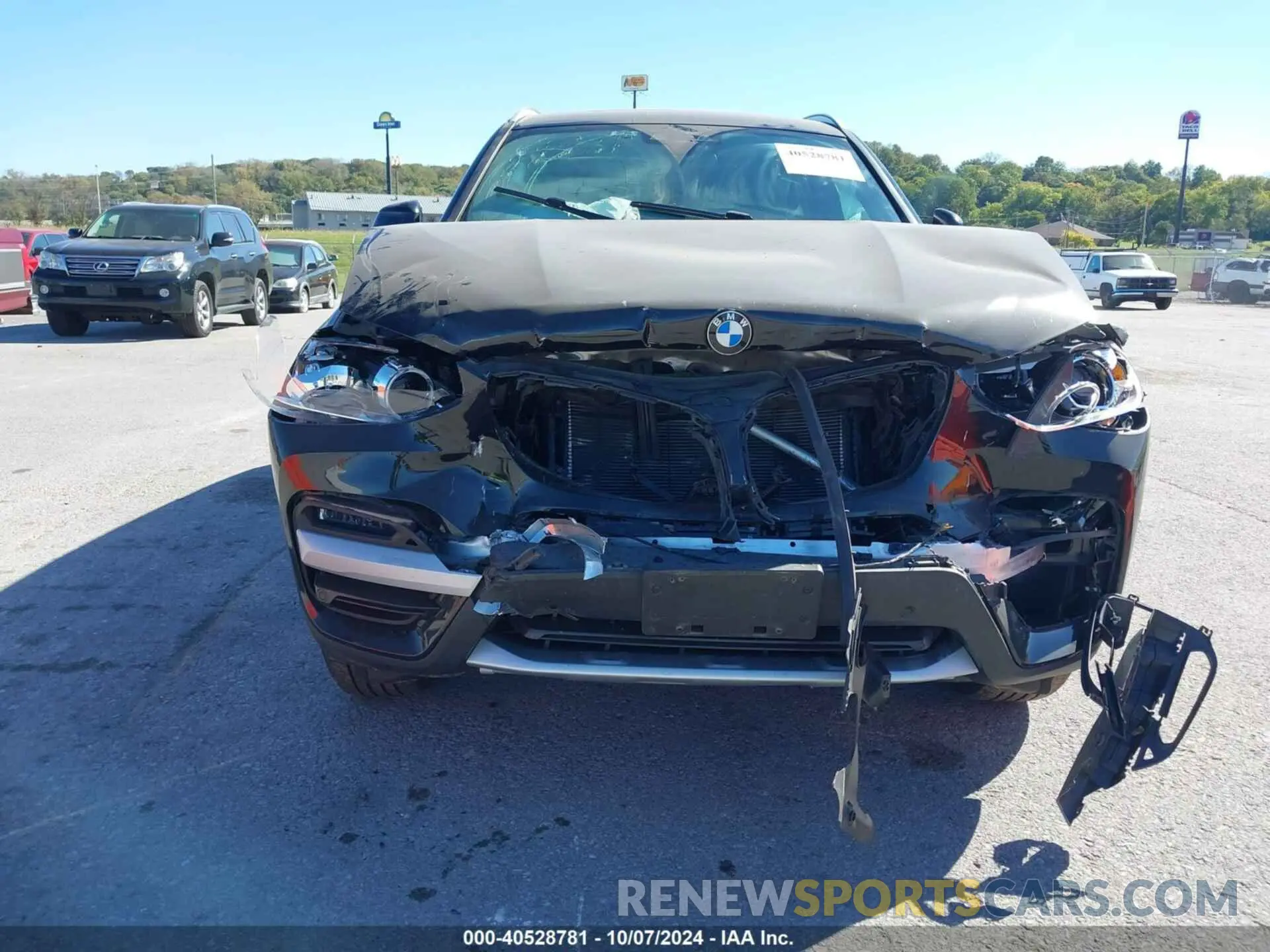 12 Photograph of a damaged car 5UXTY5C09M9E17022 BMW X3 2021
