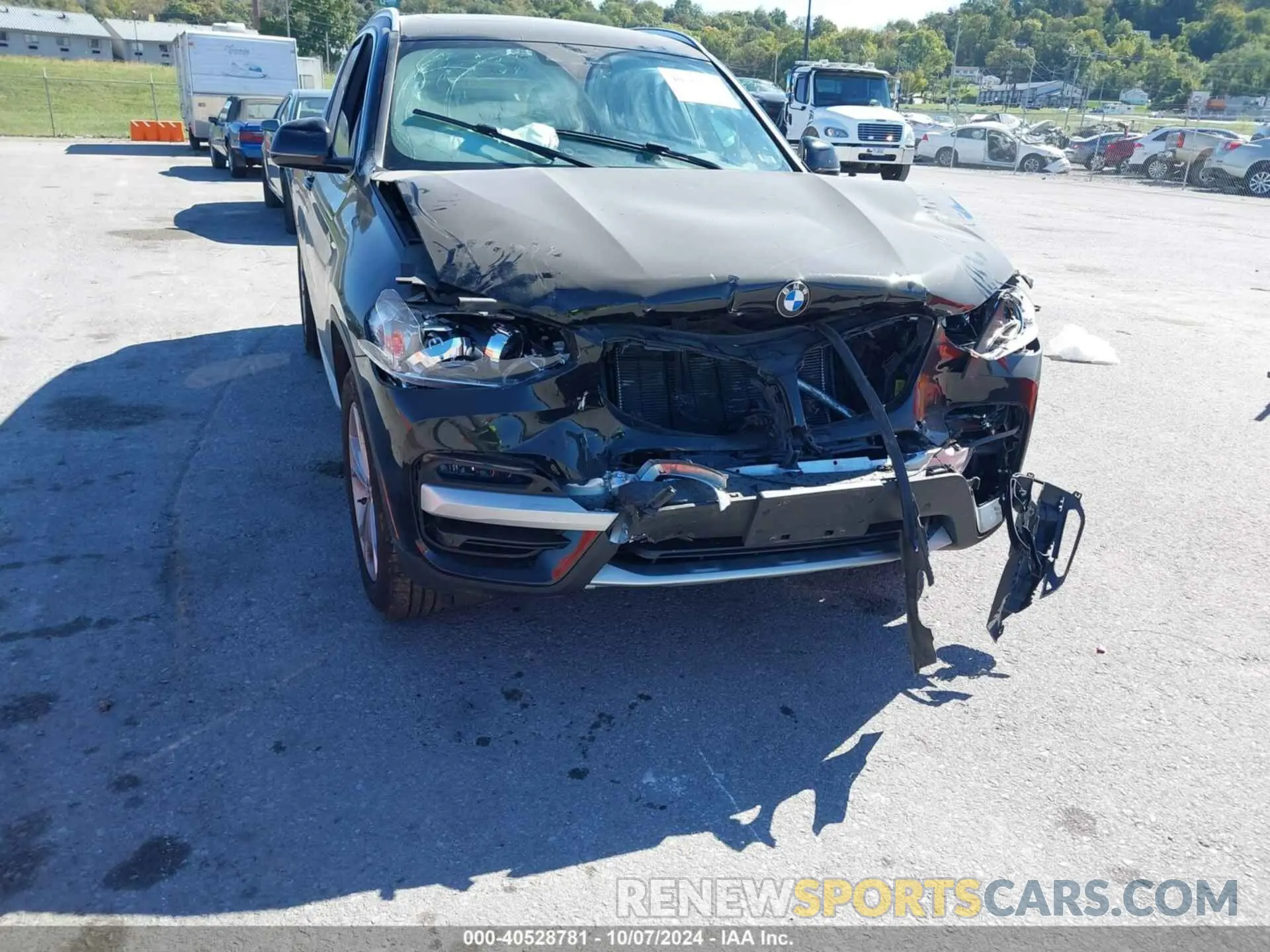 6 Photograph of a damaged car 5UXTY5C09M9E17022 BMW X3 2021
