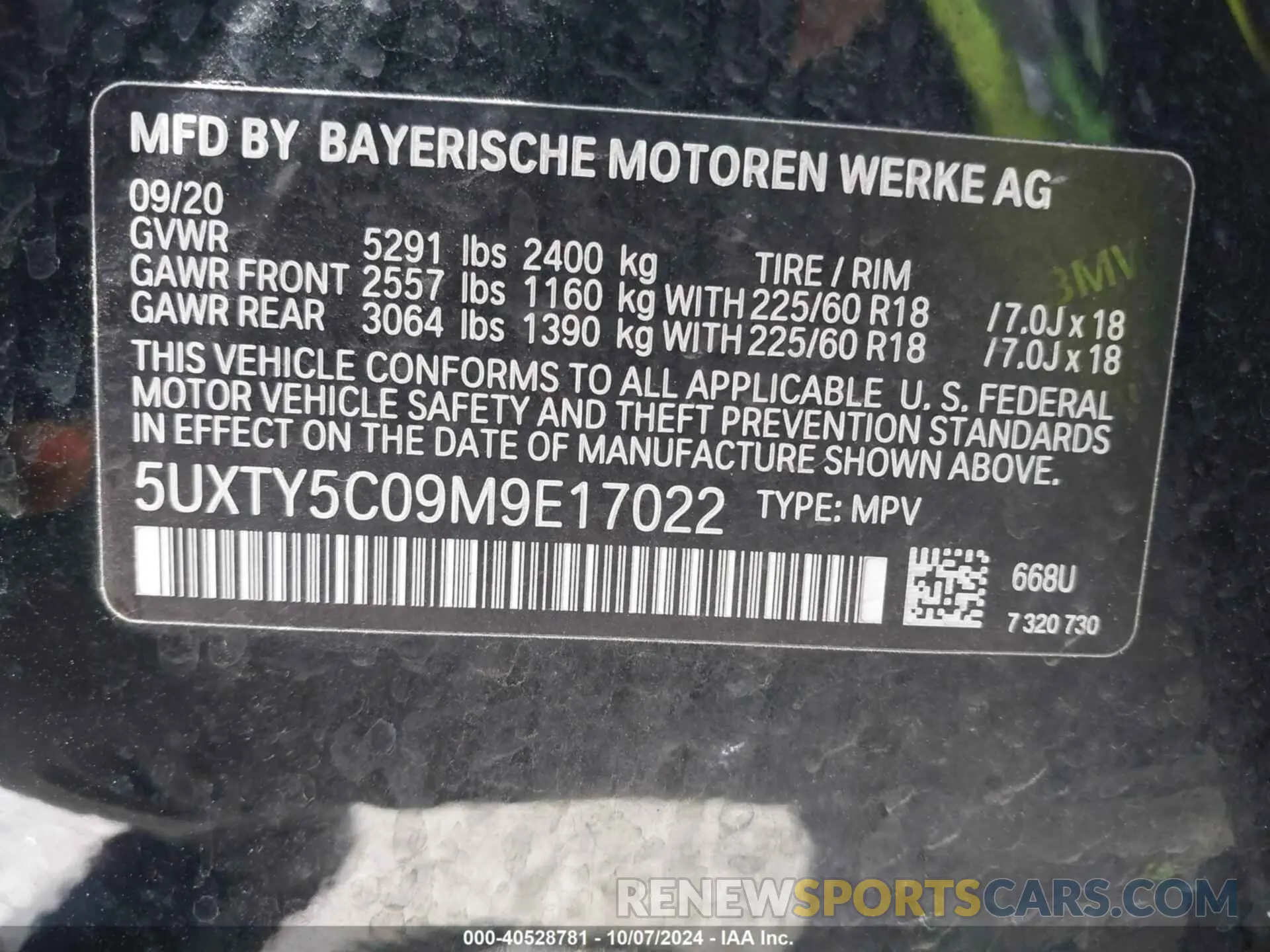 9 Photograph of a damaged car 5UXTY5C09M9E17022 BMW X3 2021