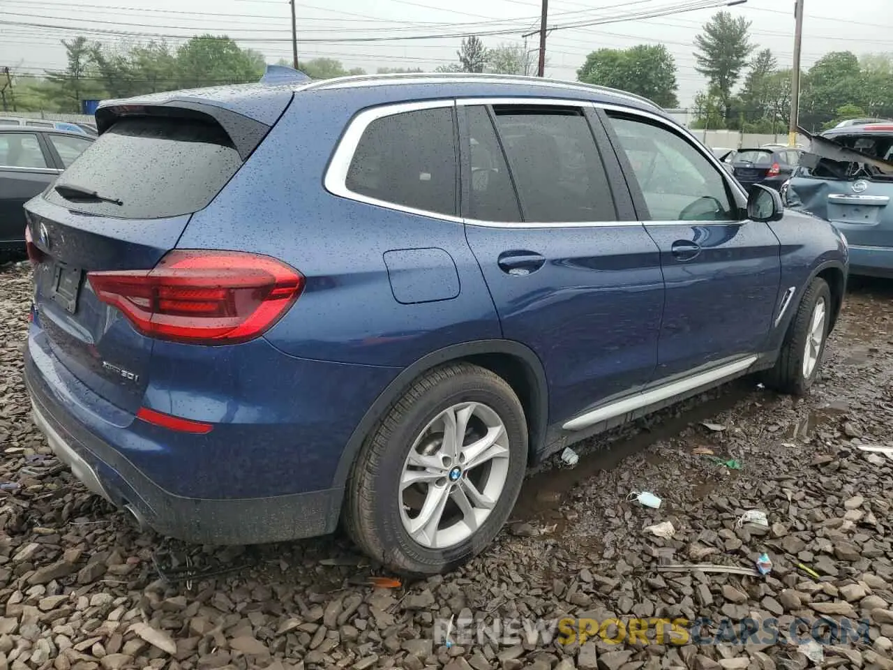 3 Photograph of a damaged car 5UXTY5C09M9E17120 BMW X3 2021