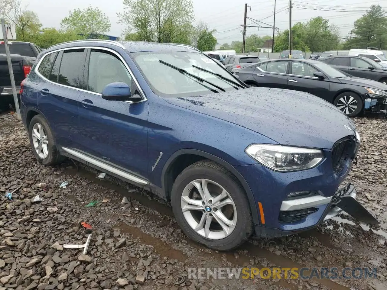 4 Photograph of a damaged car 5UXTY5C09M9E17120 BMW X3 2021