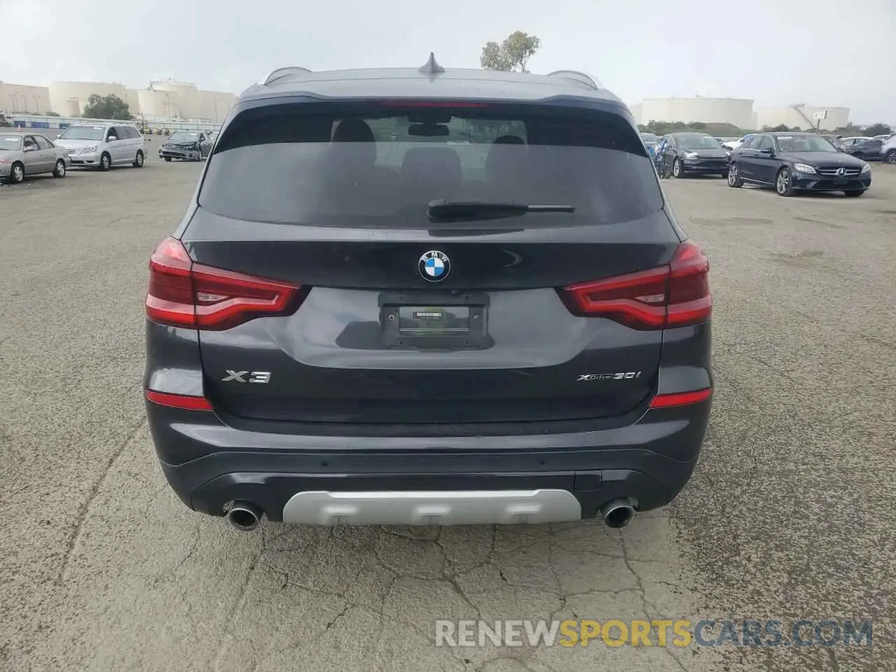 6 Photograph of a damaged car 5UXTY5C09M9E29882 BMW X3 2021
