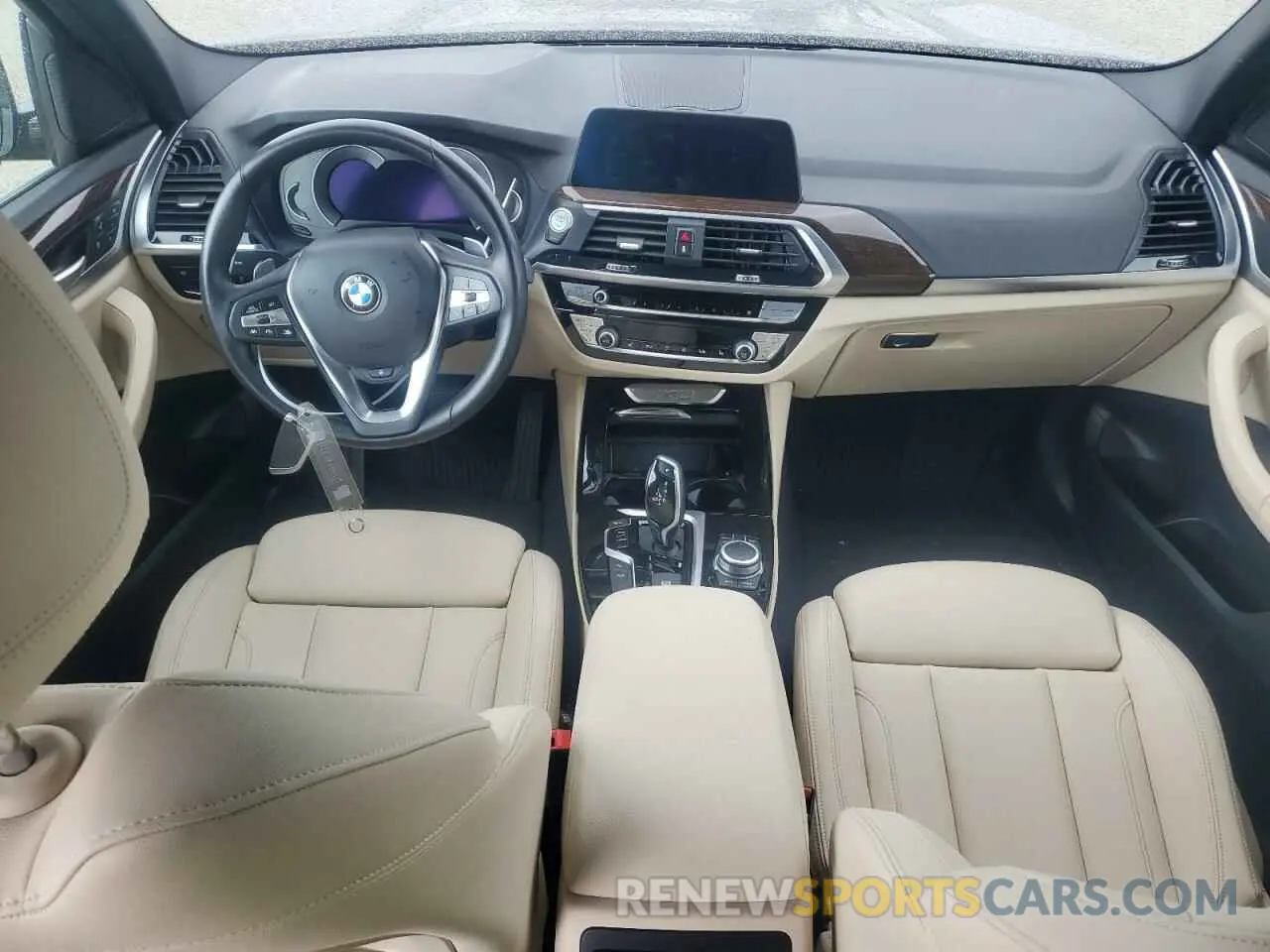 8 Photograph of a damaged car 5UXTY5C09M9E29882 BMW X3 2021