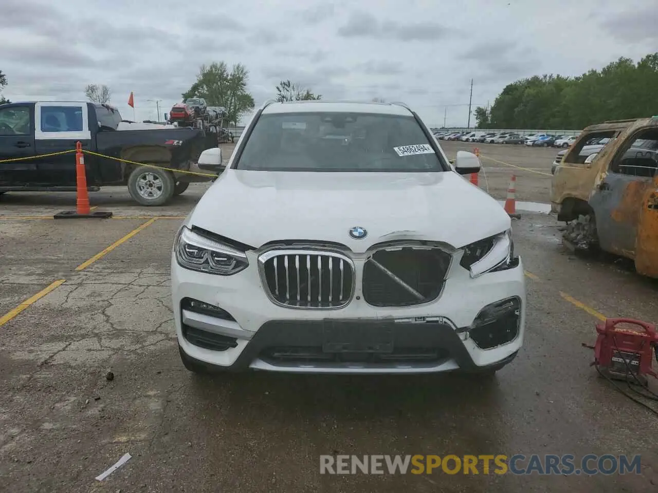 5 Photograph of a damaged car 5UXTY5C09M9F31750 BMW X3 2021