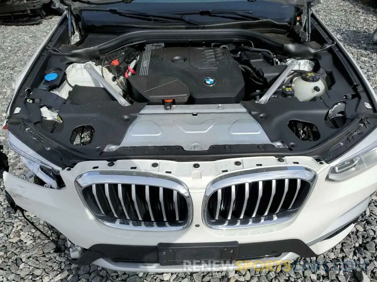 12 Photograph of a damaged car 5UXTY5C09M9F81905 BMW X3 2021