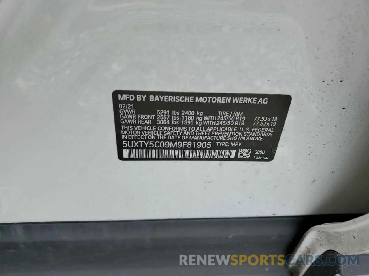 13 Photograph of a damaged car 5UXTY5C09M9F81905 BMW X3 2021