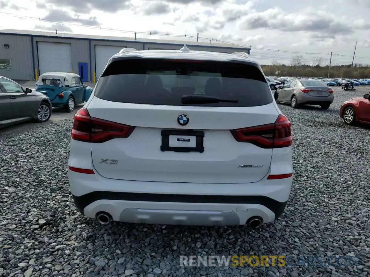 6 Photograph of a damaged car 5UXTY5C09M9F81905 BMW X3 2021