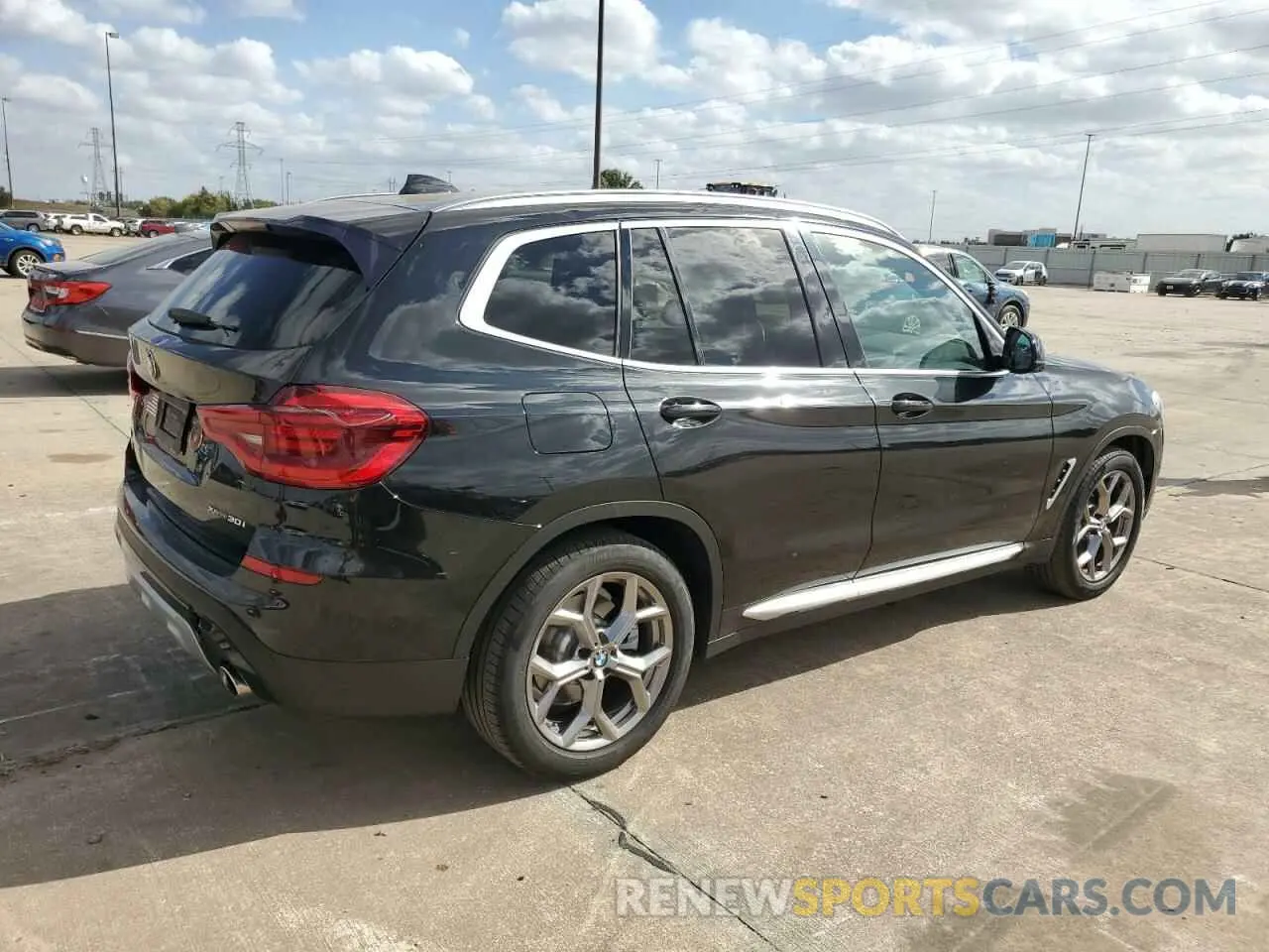3 Photograph of a damaged car 5UXTY5C09M9G98366 BMW X3 2021
