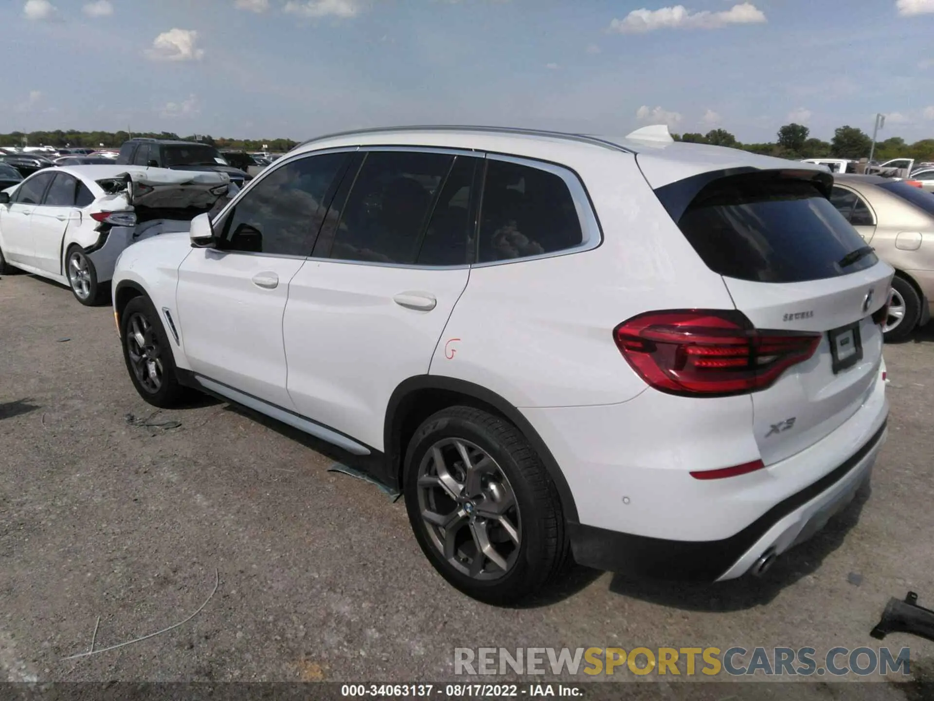 3 Photograph of a damaged car 5UXTY5C09M9H89461 BMW X3 2021