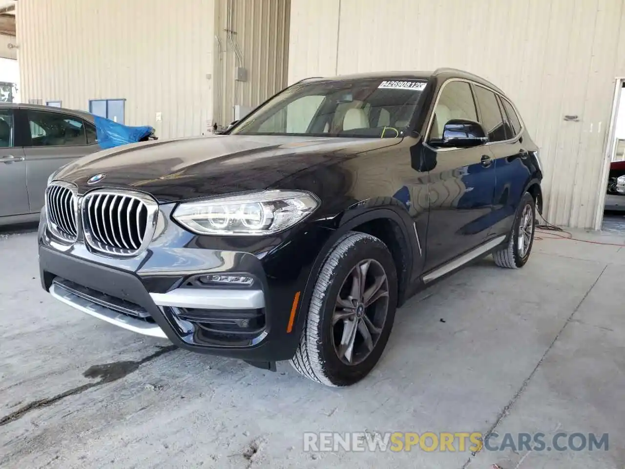 2 Photograph of a damaged car 5UXTY5C09M9H99164 BMW X3 2021