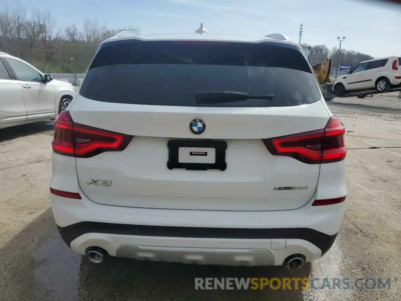 6 Photograph of a damaged car 5UXTY5C0XM9E14243 BMW X3 2021